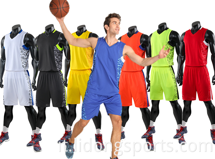 Uniforme da basket completamente personalizzata Top da basket e pantaloncini di alta qualità da basket indossare uniformi sportivi